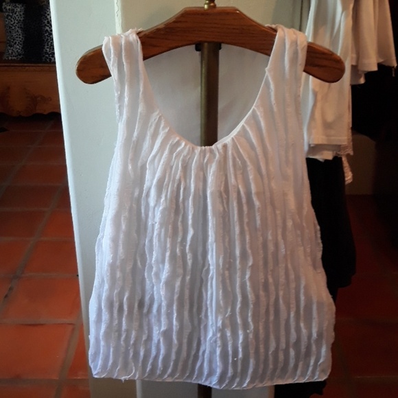 Pleated top - Picture 1 of 1